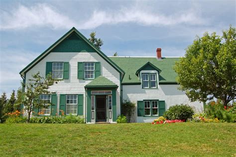 anne of green gables heritage place.